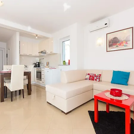 Apartment Josip *
