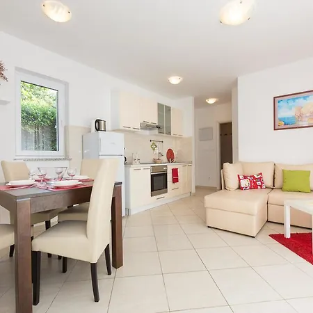 Apartment Josip