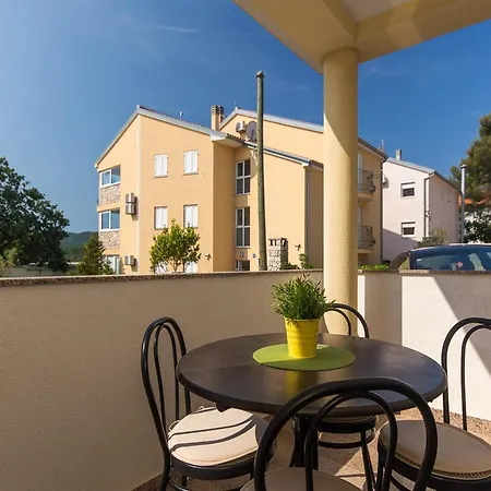 Apartment Josip *