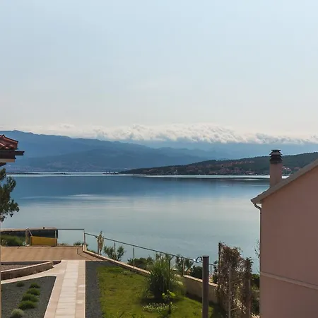 Apartment Josip